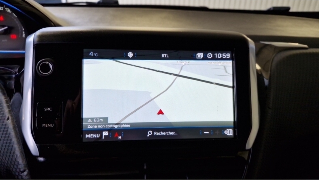 Peugeot 2008 1.6 BlueHDi Crossway - Image 6