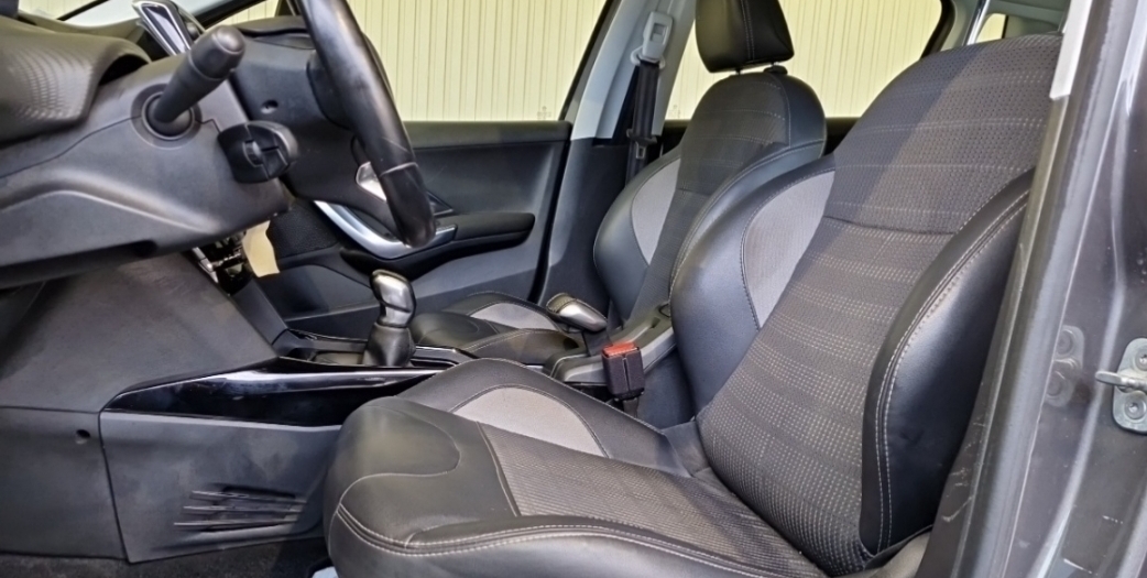 Peugeot 2008 1.6 BlueHDi Crossway - Image 7