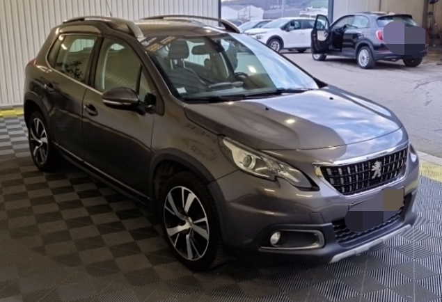 Peugeot 2008 1.6 BlueHDi Crossway - Image 13