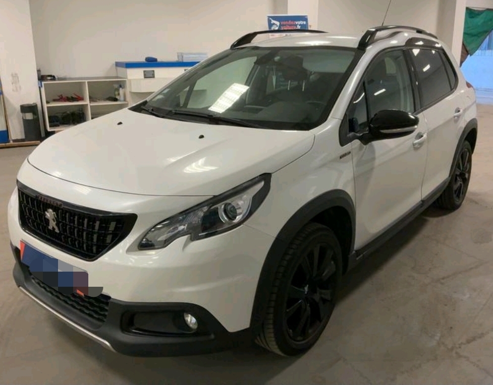 Peugeot 2008 1.2 PureTech GT Line - Image 2