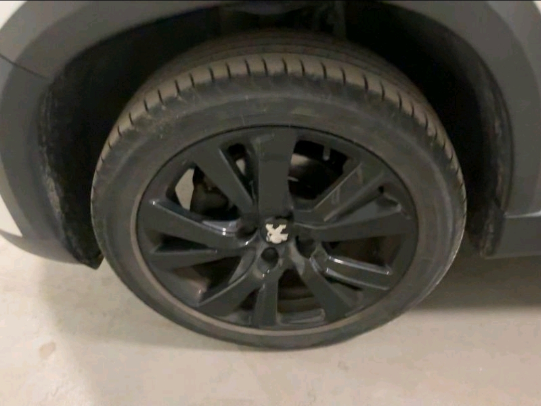 Peugeot 2008 1.2 PureTech GT Line - Image 6