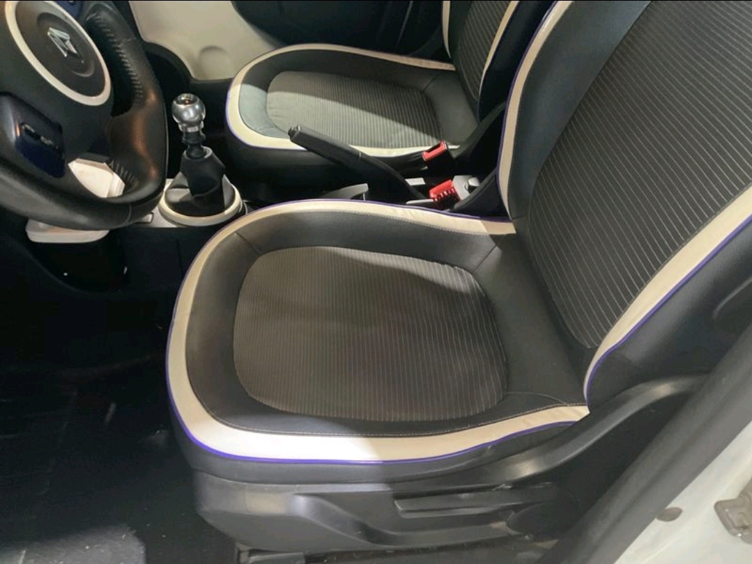 Renault Twingo ENERGY TCe 90 Cosmic - Image 5